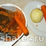 Морковный торт с сырным суфле и яблочной прослойкой